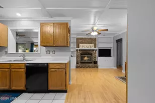 8 Orange Ct, Port Royal, SC 29935 - Photo 12