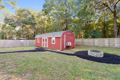 19 Lucerne Avenue, Beaufort, SC 29907 - Photo 6
