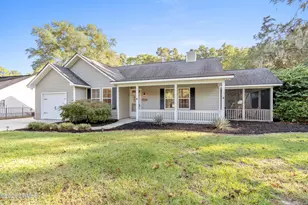 19 Lucerne Ave, Beaufort, SC 29907 - Photo 4