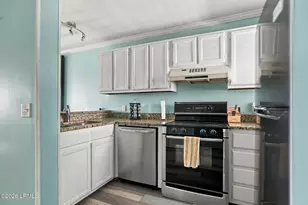 663 William Hilton Pkwy, Hilton Head Island, SC 29928 - Photo 8