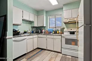 663 William Hilton Pkwy, Hilton Head Island, SC 29928 - Photo 14