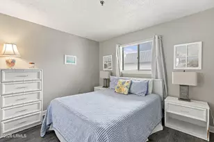 663 William Hilton Pkwy, Hilton Head Island, SC 29928 - Photo 14