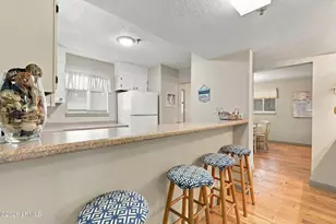 663 William Hilton Pkwy, Hilton Head Island, SC 29928 - Photo 10