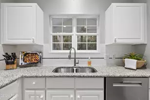 703 Sea Dragon Ln, Ladys Island, SC 29920 - Photo 12