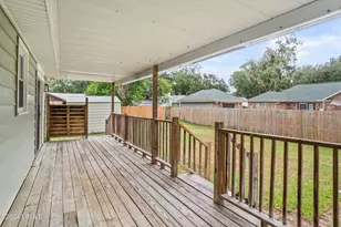1109 15th St, Port Royal, SC 29935 - Photo 4
