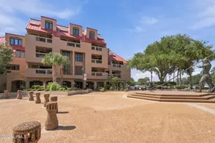 13 Harbourside Ln, Hilton Head, SC 29928 - Photo 38