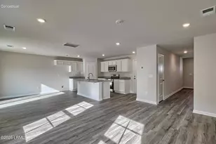 113 Jinks St, Yemassee, SC 29945 - Photo 2
