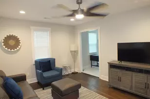 164 James St, Beaufort, SC 29902 - Photo 4