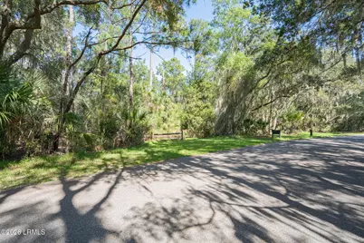 72 Bay Drive, Beaufort, SC 29907 - Photo 4