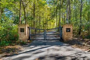 109 River House Dr, Beaufort, SC 29907 - Photo 12