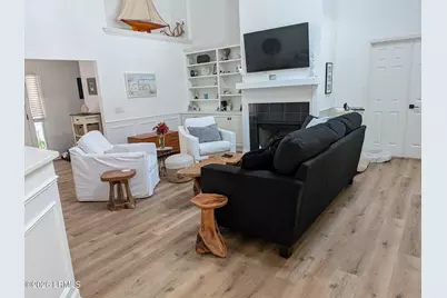 77 James F Byrnes Street, Beaufort, SC 29907 - Photo 6