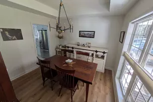 77 James F Byrnes St, Beaufort, SC 29907 - Photo 4