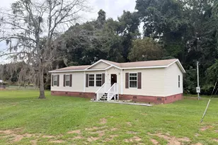 884 Seaside Rd, Saint Helena Island, SC 29920 - Photo 2