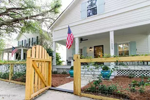 1009 11th St, Port Royal, SC 29935 - Photo 2