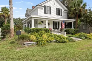 1215 Prince St, Beaufort, SC 29902 - Photo 2