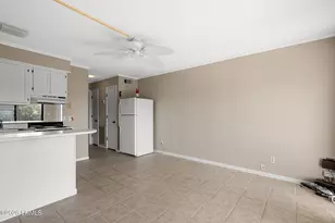 40 Folly Field Rd, Hilton Head, SC 29928 - Photo 12