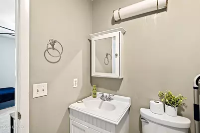 2304 Pine S #12, Beaufort, SC 29902 - Photo 18