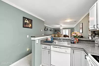 2304 Pine S #12, Beaufort, SC 29902 - Photo 10