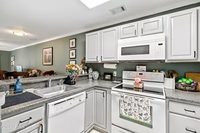 2304 Pine S #12, Beaufort, SC 29902 - Photo 8