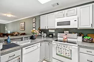 2304 Pine S, Beaufort, SC 29902 - Photo 8