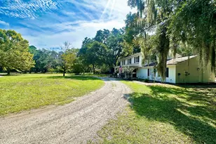 610 Ashdale Dr, Beaufort, SC 29907 - Photo 2