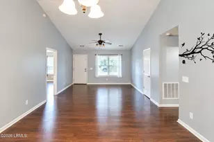 11 Royal Star Dr, Beaufort, SC 29907 - Photo 4