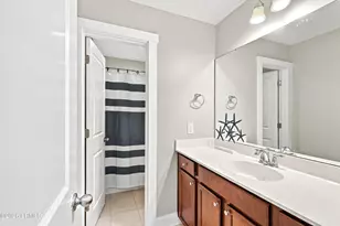 327 Cockle Ln, Beaufort, SC 29906 - Photo 30