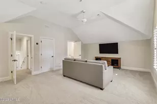 6 Ravenwood Rd, Hilton Head Island, SC 29928 - Photo 50