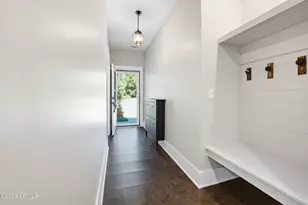 111 Marsh Dr, Beaufort, SC 29907 - Photo 6