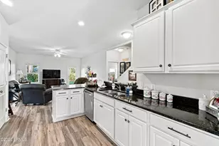 29 Chestnut St, Beaufort, SC 29906 - Photo 12