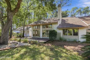 20 Toppin Dr, Hilton Head Island, SC 29926 - Photo 2
