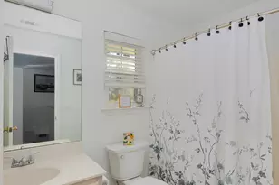 16 Pine Burr Rd E, Hilton Head Island, SC 29926 - Photo 12
