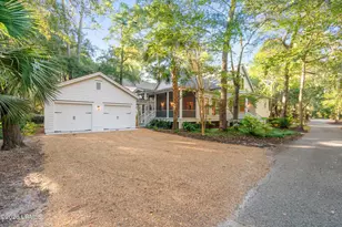 17 Newpoint Rd, Beaufort, SC 29907 - Photo 46