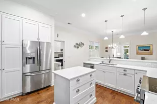 17 Newpoint Rd, Beaufort, SC 29907 - Photo 16