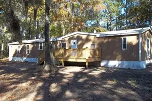 48 Springfield Rd, Beaufort, SC 29907 - Photo 1