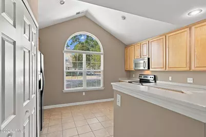 327 Cross Road, Bluffton, SC 29910 - Photo 6