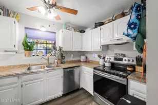 947 Oyster Cove Rd, Beaufort, SC 29902 - Photo 12