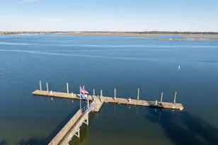 895 Ribaut Rd, Beaufort, SC 29902 - Photo 1