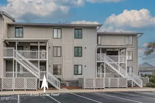 2 Cedar Reef Dr, Harbor Island, SC 29920 - Photo 1