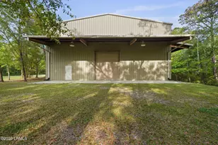 140 Bay Pines Rd, Beaufort, SC 29906 - Photo 1