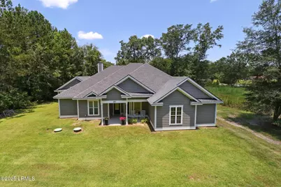 100 Drayton Drive, Ridgeland, SC 29936 - Photo 1
