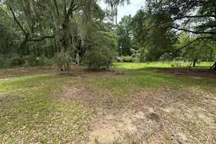 239 Little Capers Rd, Beaufort, SC 29907 - Photo 1