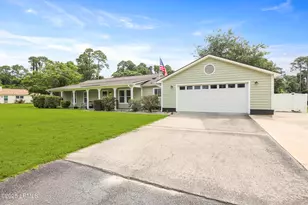 5942 Pleasant Farm Dr, Beaufort, SC 29906 - Photo 1