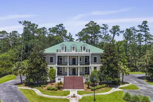 7 Crescent Cir, Bluffton, SC 29910 - Photo 1