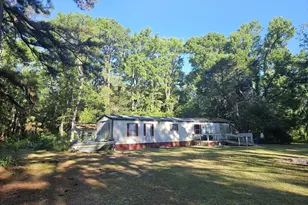 34 Clear Spring Rd, Saint Helena Island, SC 29920 - Photo 1