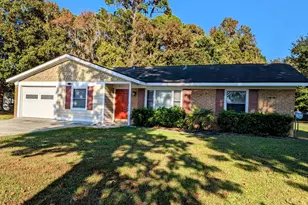 611 Broad River Dr, Beaufort, SC 29906 - Photo 1