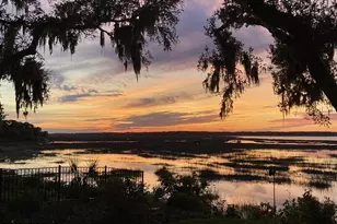 2102 Wilson Dr, Beaufort, SC 29902 - Photo 1