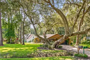 22 Chesterfield Lake Dr, Beaufort, SC 29906 - Photo 1