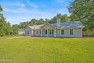 4327 Quail Dr, Beaufort, SC 29906 - Photo 1