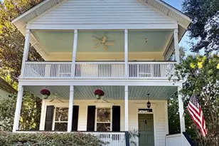 2654 Broad St, Beaufort, SC 29902 - Photo 1